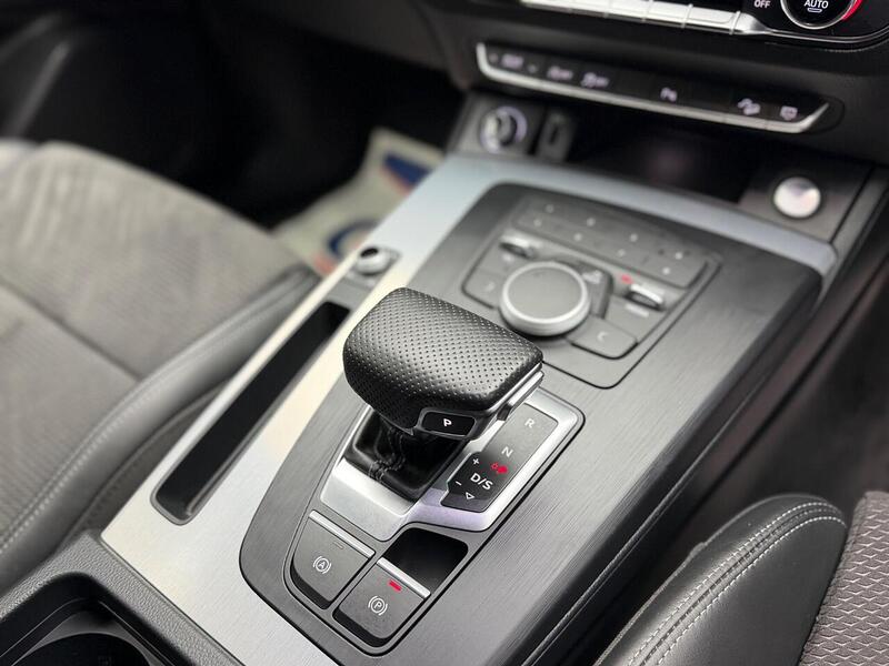 Audi Q5 2.0 TFSI S line S Tronic quattro Euro 6 (s/s) 5dr - U182
