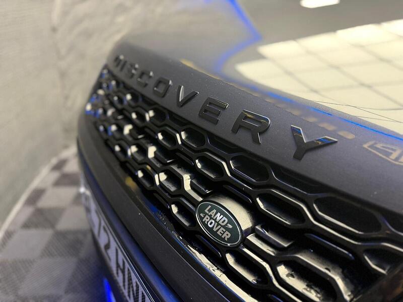 Land Rover Discovery Sport 1.5 P300e 12.2kWh R-Dynamic SE Auto 4WD Euro 6 (s/s) 5dr - U191