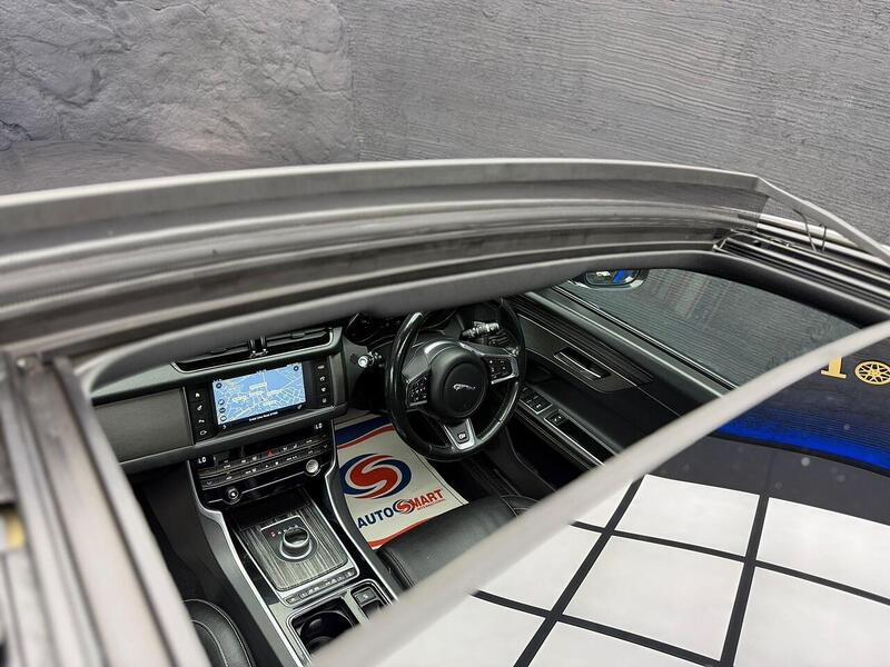 Jaguar XF 3.0d V6 S Auto Euro 6 (s/s) 4dr - U196