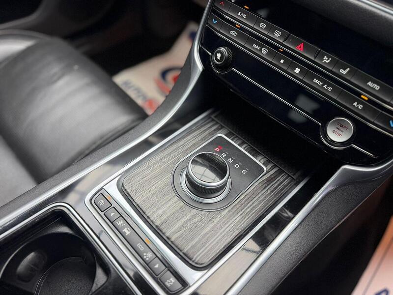 Jaguar XF 3.0d V6 S Auto Euro 6 (s/s) 4dr - U196