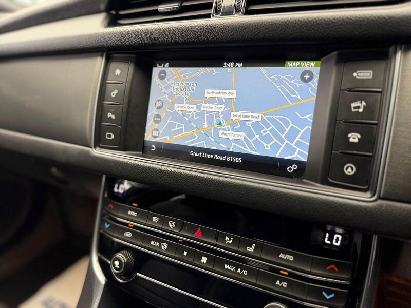 Jaguar XF 3.0d V6 S Auto Euro 6 (s/s) 4dr - U196