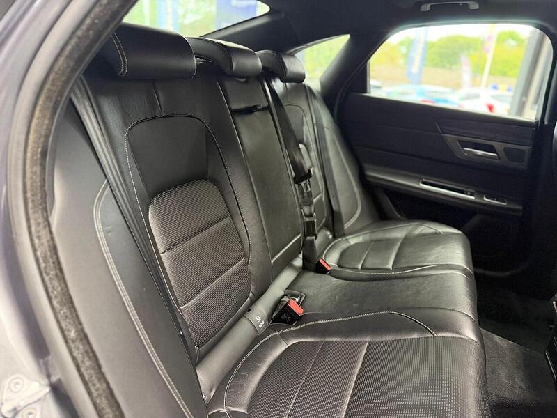 Jaguar XF 3.0d V6 S Auto Euro 6 (s/s) 4dr - U196