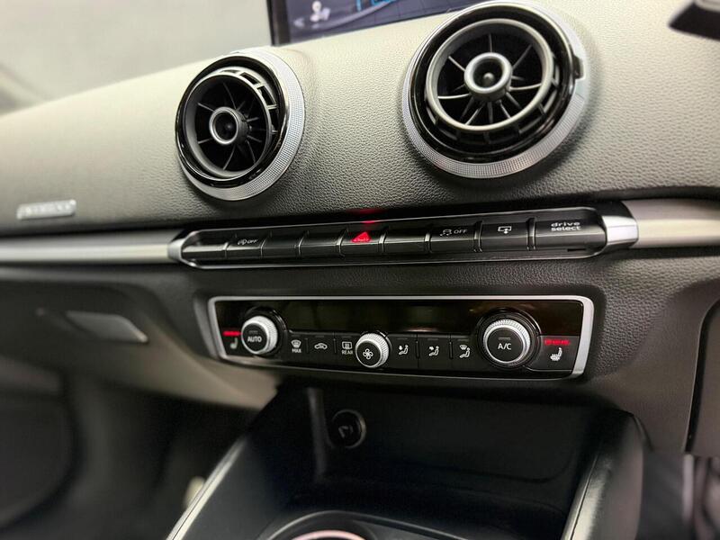 Audi S3 2.0 TFSI Sportback quattro Euro 6 (s/s) 5dr - U204