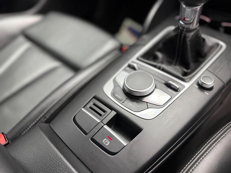 Audi S3 2.0 TFSI Sportback quattro Euro 6 (s/s) 5dr - U204