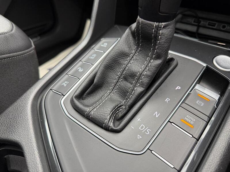Volkswagen Tiguan 1.5 TSI EVO R-Line Tech DSG Euro 6 (s/s) 5dr - U213