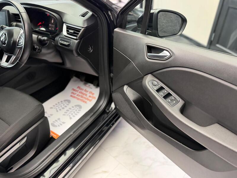 Renault Clio Clio 1.0 TCe Iconic Euro 6 (s/s) 5dr - U23