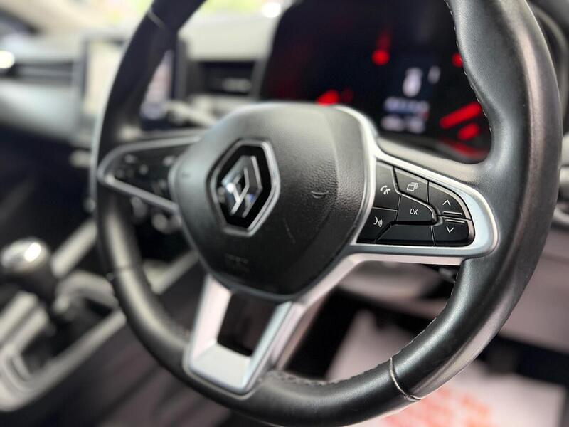 Renault Clio Clio 1.0 TCe Iconic Euro 6 (s/s) 5dr - U23