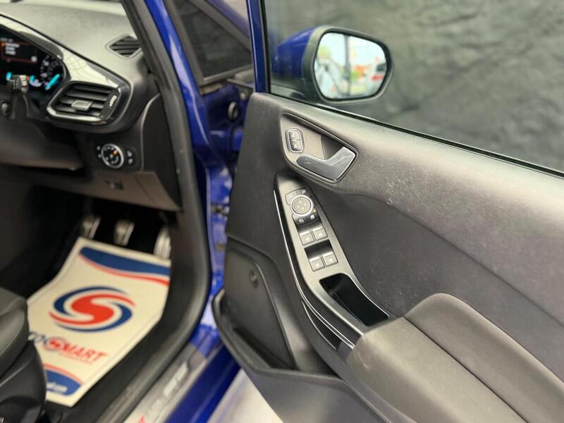 Ford Fiesta Fiesta 1.0T EcoBoost ST-Line Euro 6 (s/s) 5dr - U3