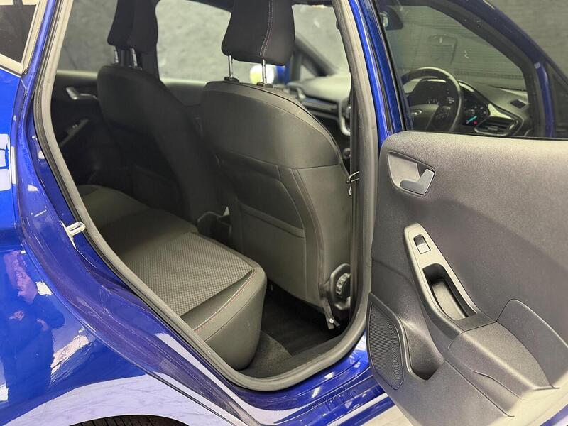 Ford Fiesta Fiesta 1.0T EcoBoost ST-Line Euro 6 (s/s) 5dr - U3