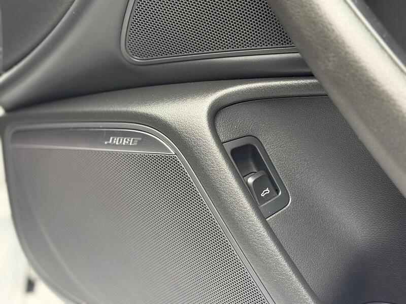 Audi A6 Saloon 2.0 TDI Black Edition Euro 5 (s/s) 4dr - U32