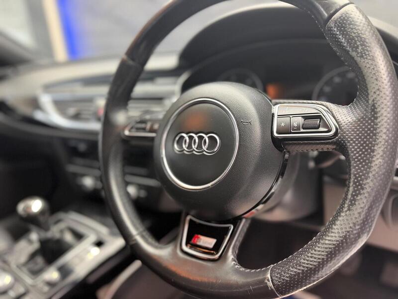 Audi A6 Saloon 2.0 TDI Black Edition Euro 5 (s/s) 4dr - U32