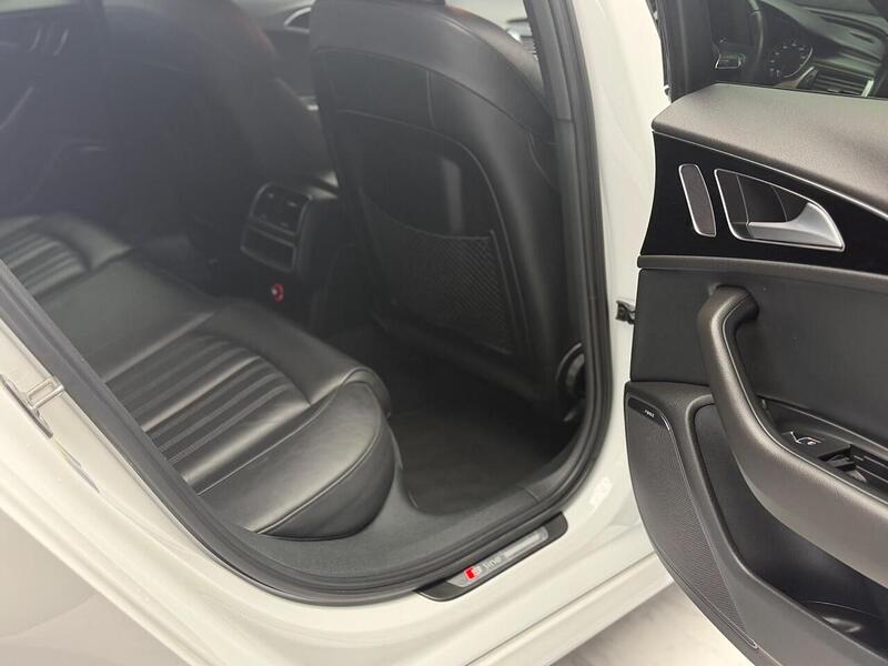 Audi A6 Saloon 2.0 TDI Black Edition Euro 5 (s/s) 4dr - U32