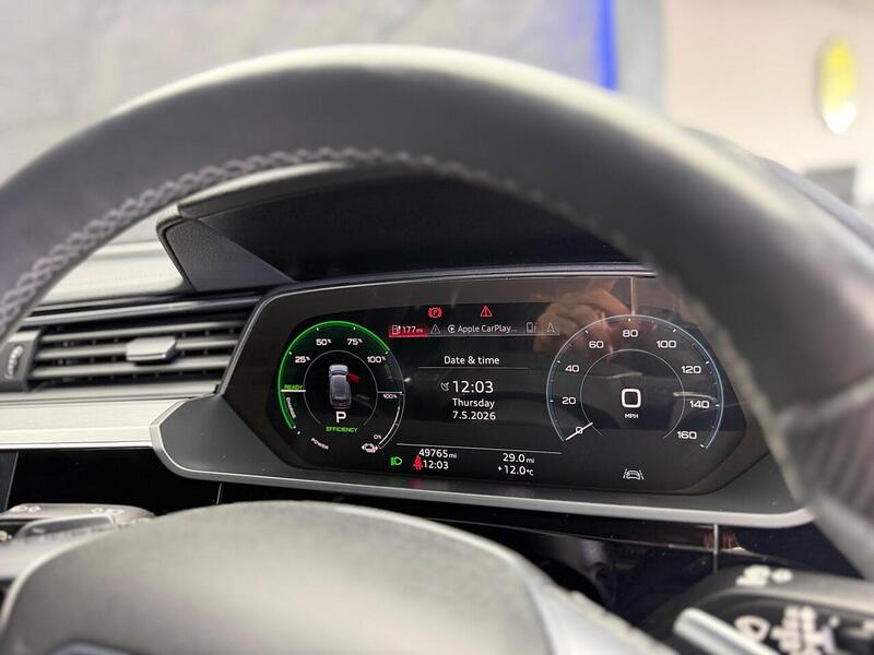 Audi e-tron 55 S line Sportback 5dr Electric Auto quattro 95kWh (408 ps) - U58