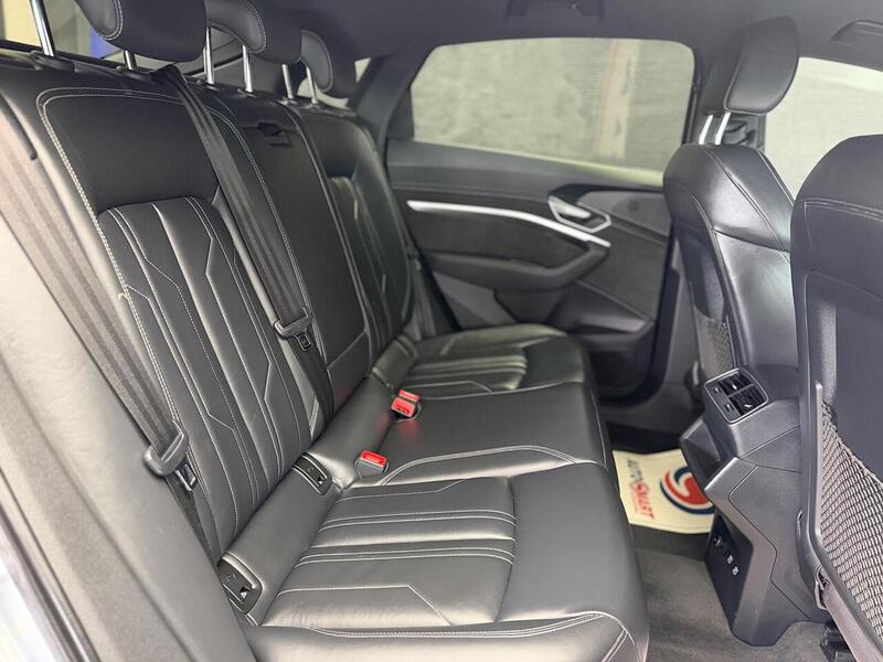 Audi e-tron 55 S line Sportback 5dr Electric Auto quattro 95kWh (408 ps) - U58