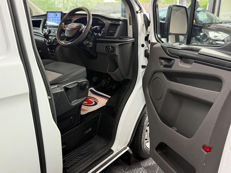Ford Transit Custom 2.0 300 EcoBlue Panel Van 5dr Diesel Manual L1 H1 Euro 6 (105 ps) - U59