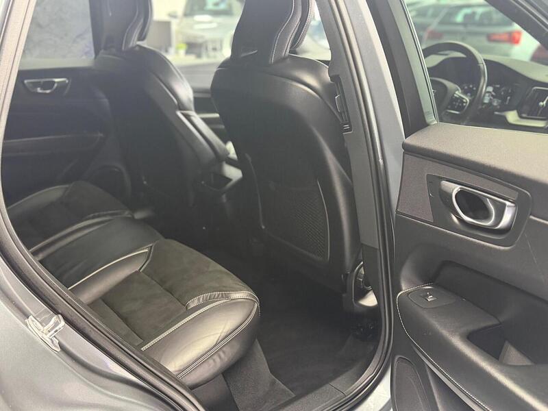 Volvo XC60 XC60 2.0 D4 R-Design Auto AWD Euro 6 (s/s) 5dr - U6