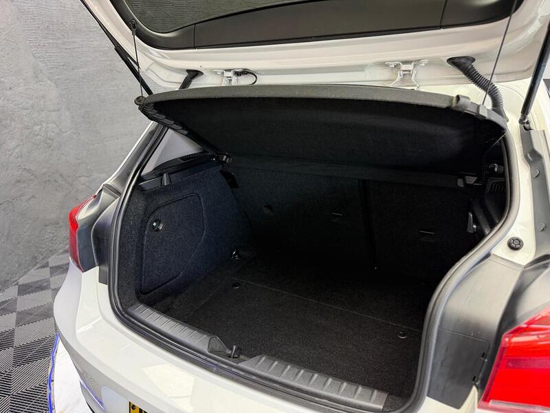 BMW 1 Series 1.5 118i Sport Euro 6 (s/s) 5dr - U60