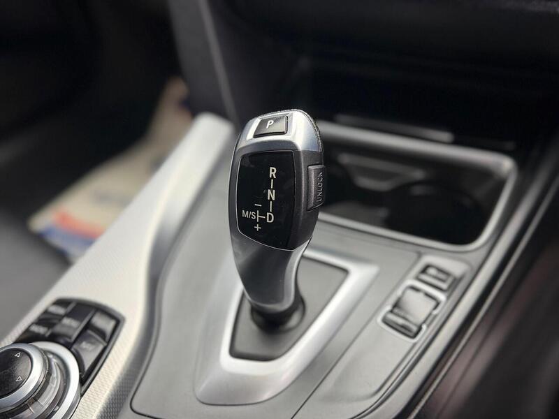 BMW 3 Series 2.0 320d M Sport Touring Auto Euro 5 (s/s) 5dr - U75