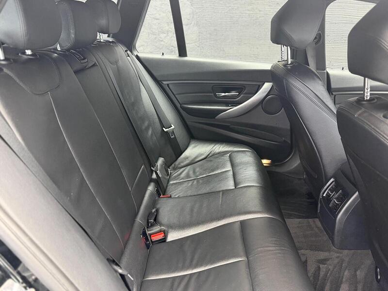BMW 3 Series 2.0 320d M Sport Touring Auto Euro 5 (s/s) 5dr - U75