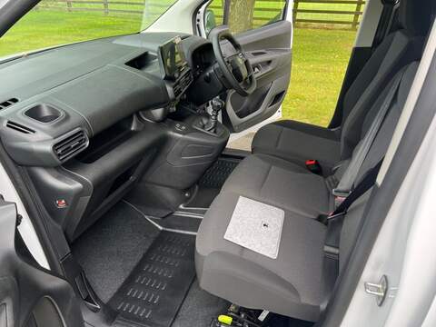 Vauxhall Combo Turbo D 2300 Pro - U10