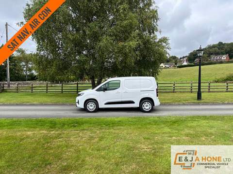 Vauxhall Combo 2.0 Turbo D 3100 Dynamic Panel Van 6dr Diesel Manual L1 H1 Euro 6 (s/s) (120 ps)