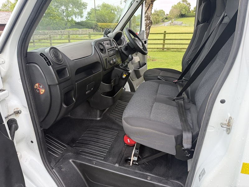 Vauxhall Movano CDTi 3500 - U100