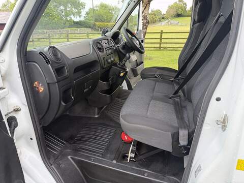 Vauxhall Movano CDTi 3500 - U100