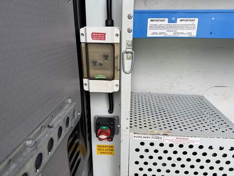 Vauxhall Movano CDTi 3500 - U100