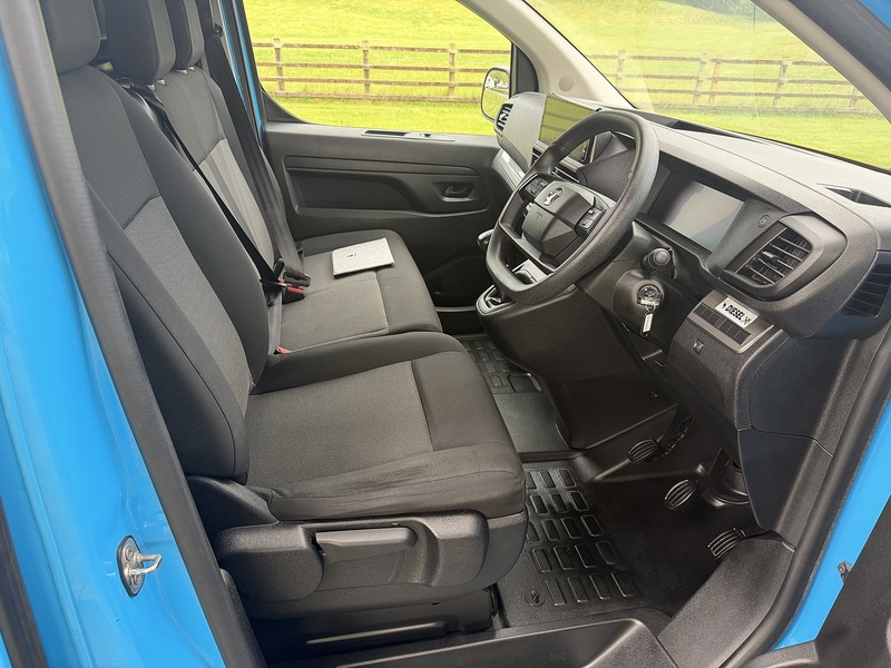 Vauxhall Vivaro Turbo D Prime - U102