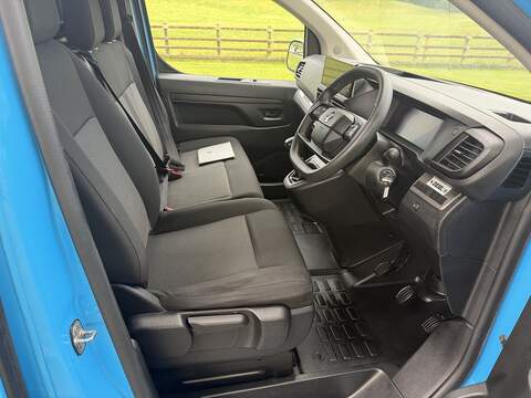 Vauxhall Vivaro Turbo D Prime - U102