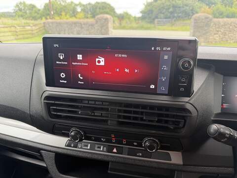 Vauxhall Vivaro Turbo D Prime - U102