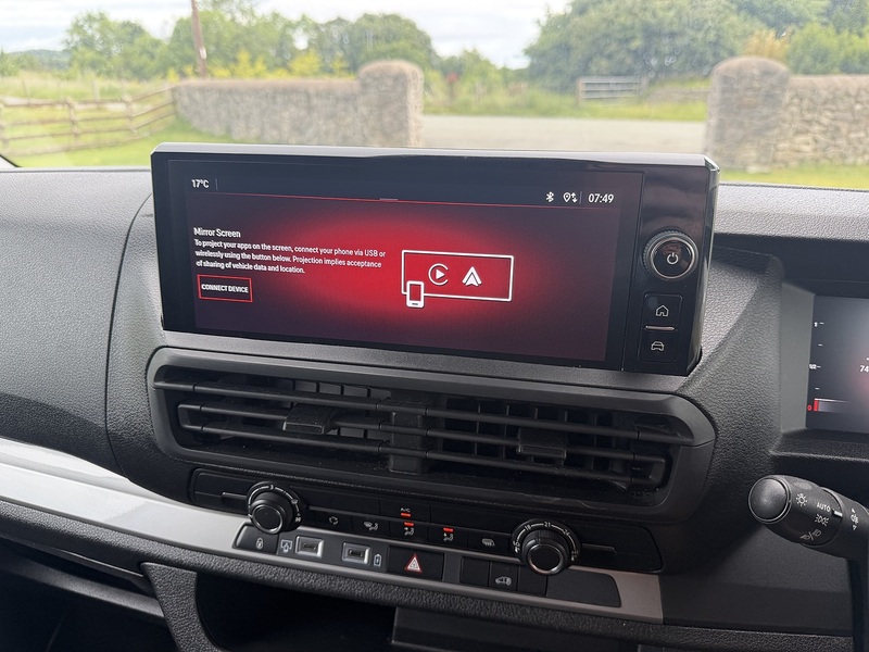 Vauxhall Vivaro Turbo D Prime - U102