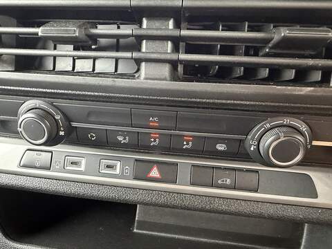 Vauxhall Vivaro Turbo D Prime - U102