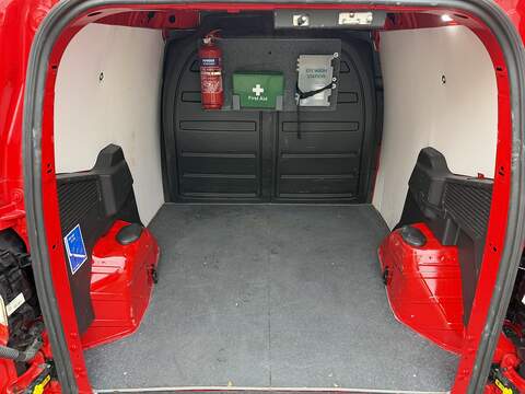 Ford Transit Courier TDCi Leader - U103