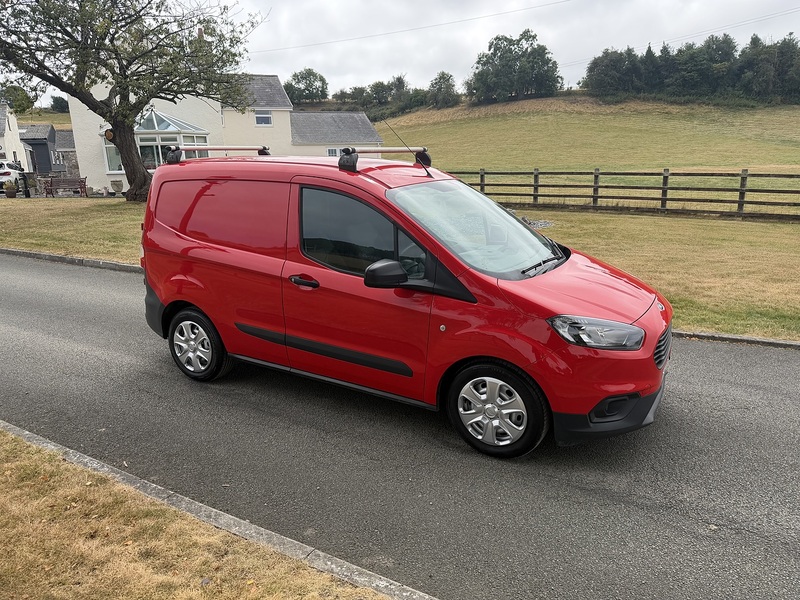 Ford Transit Courier TDCi Leader - U104