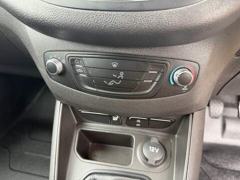 Ford Transit Courier TDCi Leader - U105