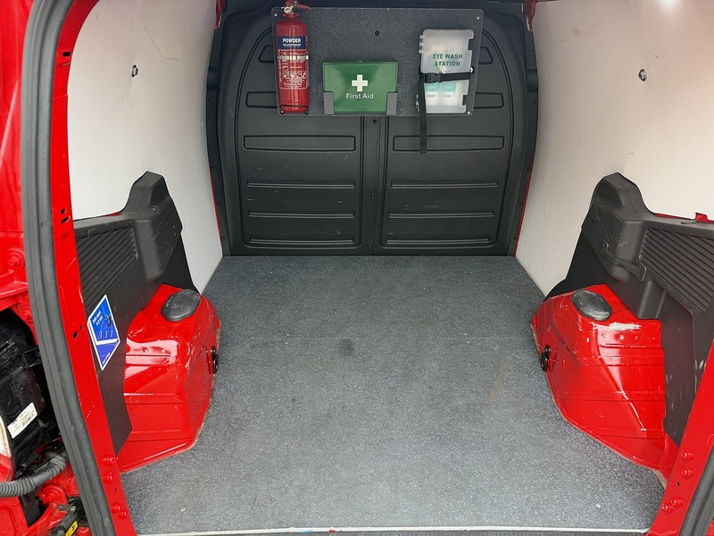 Ford Transit Courier TDCi Leader - U105