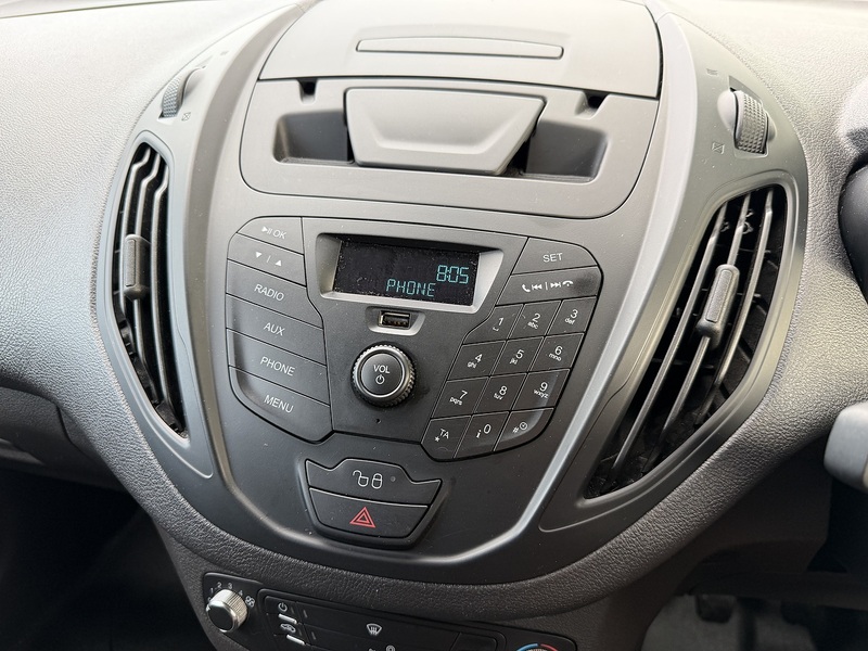 Ford Transit Courier TDCi - U106