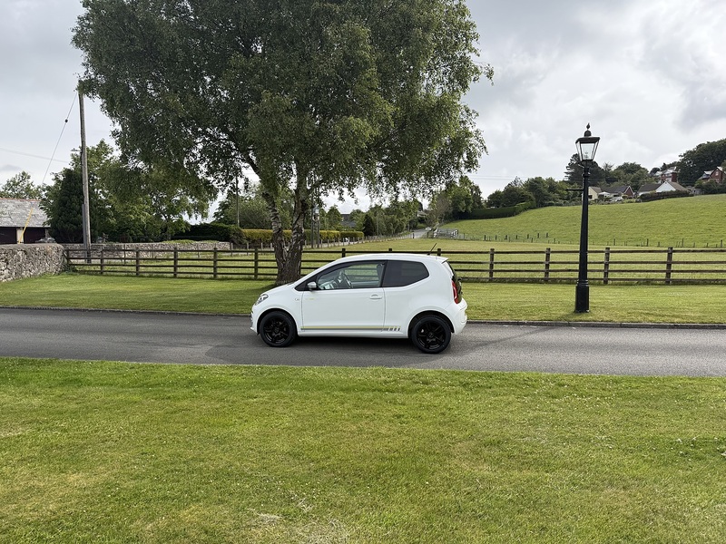 Volkswagen up! Street up! - U108