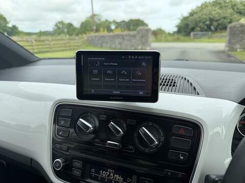 Volkswagen up! Street up! - U108
