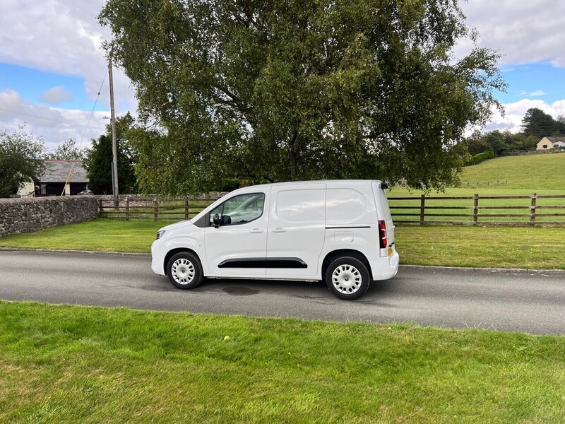 Vauxhall Combo Turbo D 2300 Pro - U11