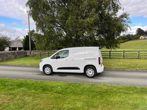 Vauxhall Combo Turbo D 2300 Pro - U11