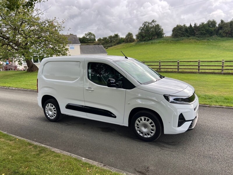 Vauxhall Combo Turbo D 2300 Pro - U11