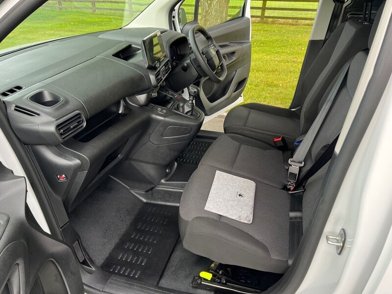 Vauxhall Combo Turbo D 2300 Pro - U11