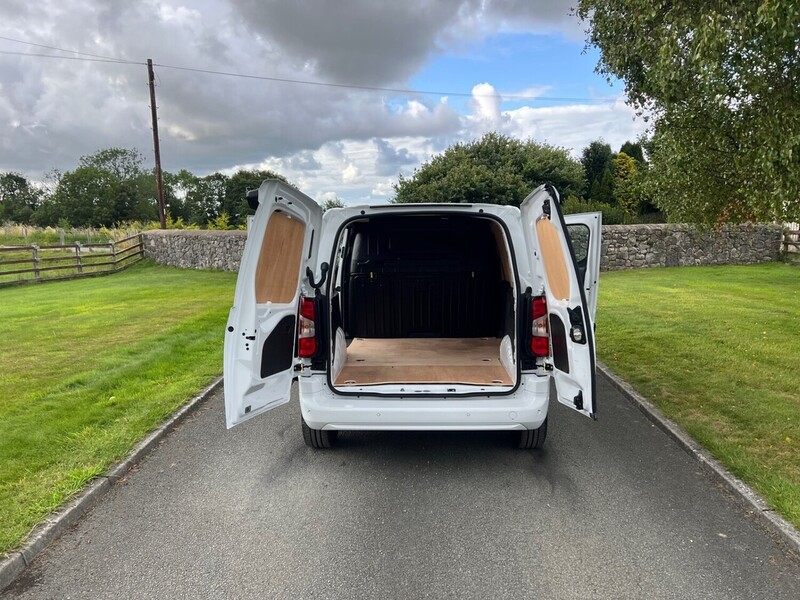 Vauxhall Combo Turbo D 2300 Pro - U11