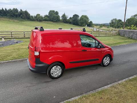 Ford Transit Courier TDCi - U110