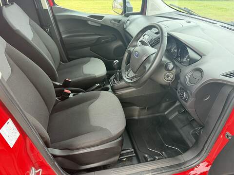 Ford Transit Courier TDCi - U110