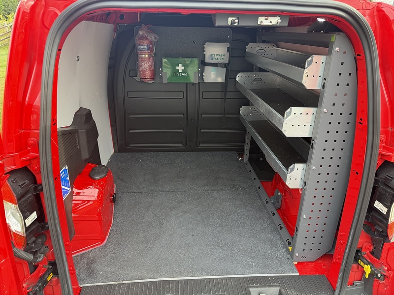 Ford Transit Courier TDCi - U110