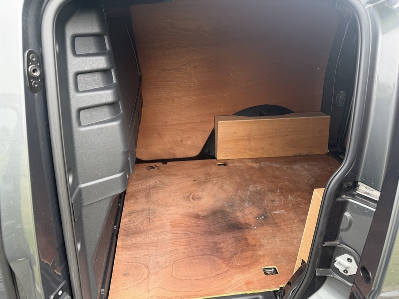 Volkswagen Caddy TDI C20 Commerce Pro 4motion - U114