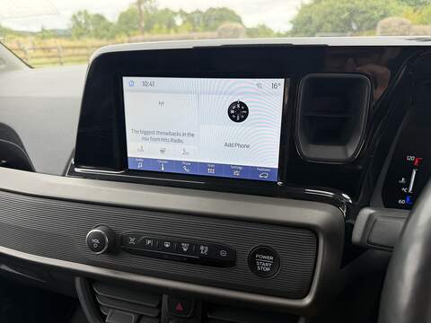 Ford Transit Courier EcoBoost Limited - U124